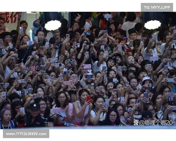 网球赛事观众的热情投入与互动创造赛场难忘氛围 网球赛事观众的热情投入与互动创造赛场难忘氛围